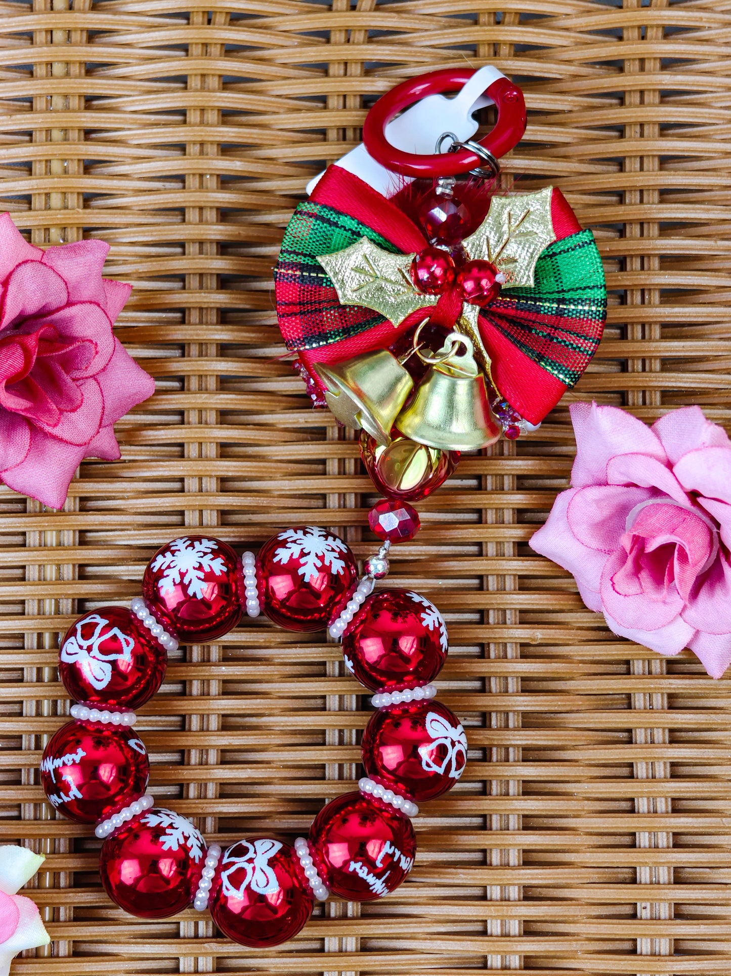Christmas design phone chain hairball keychain   handmade products